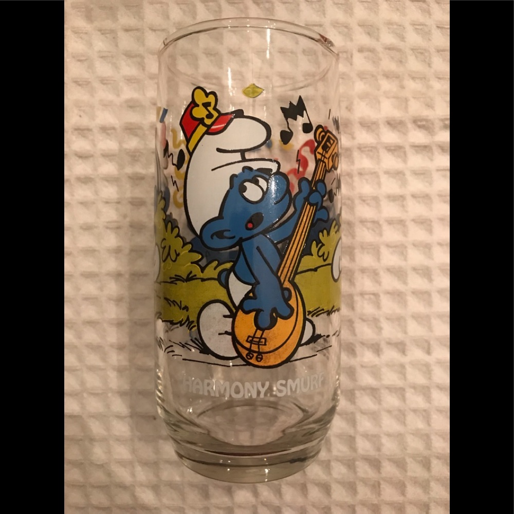 1983 Harmony Smurf Wallace Berrie Drinking Glass